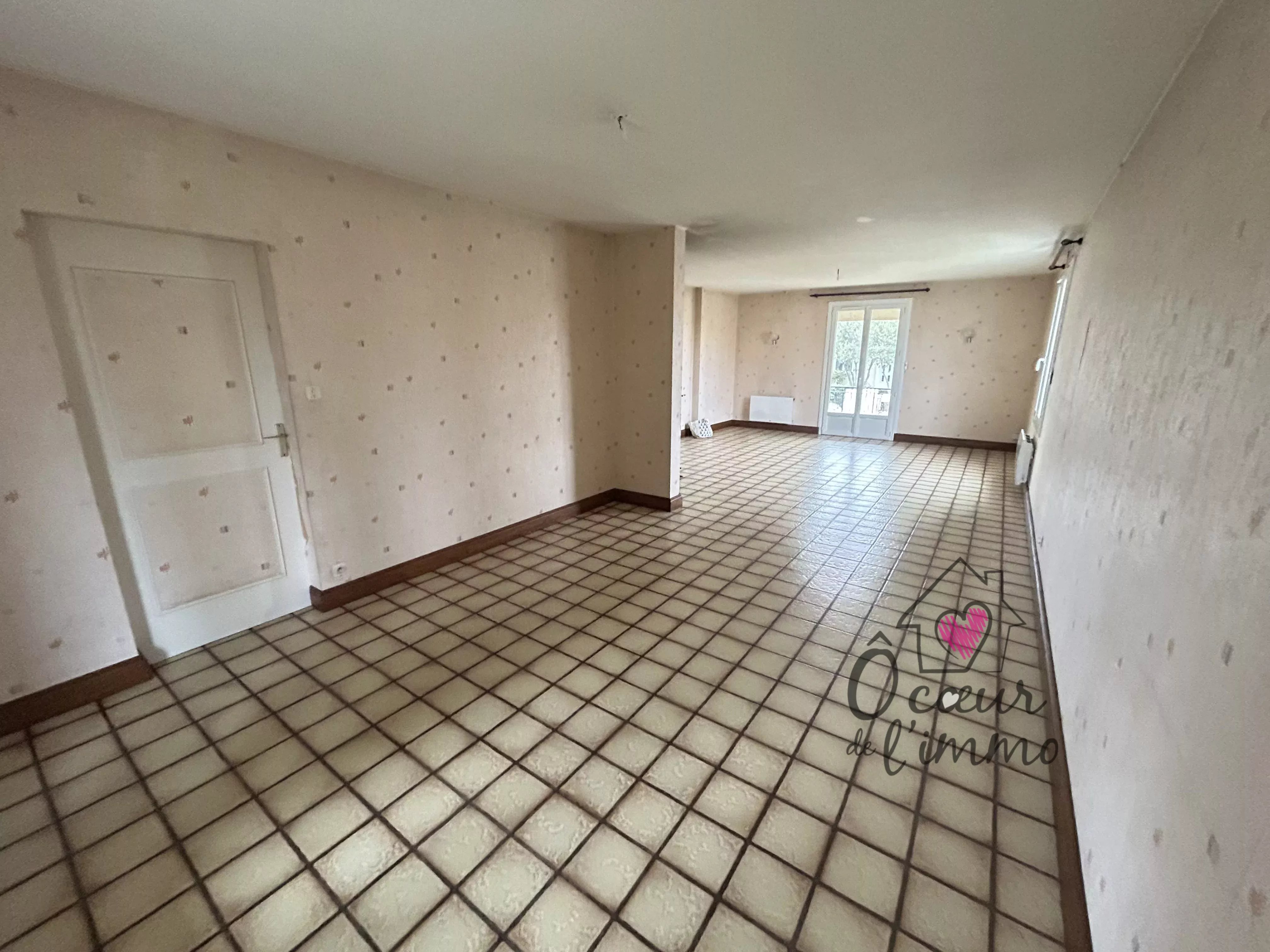 PAVILLON SUR SOUS SOL de 108M²