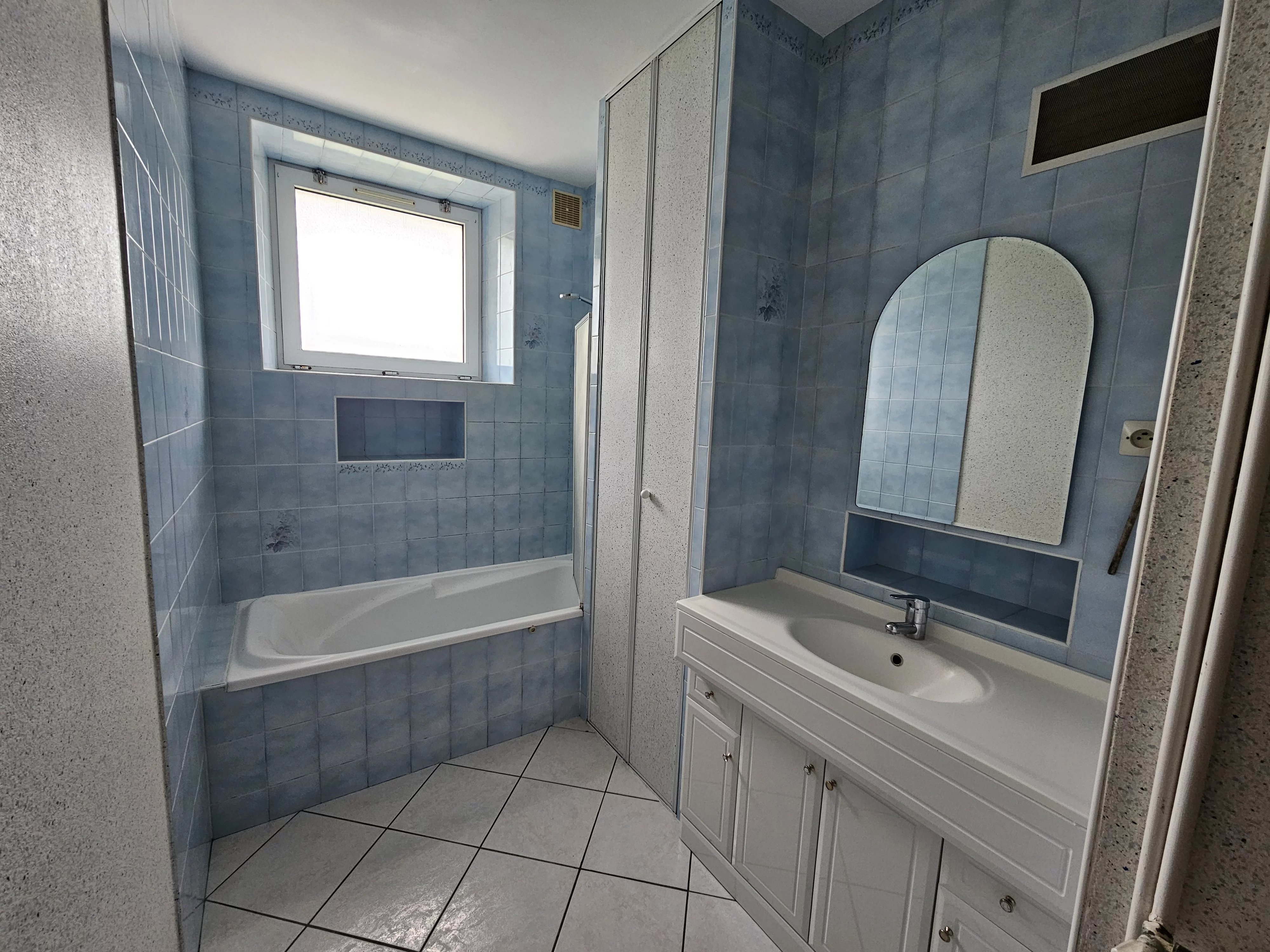 A 5 MINUTES DE CHOLET EN CAMPAGNE!