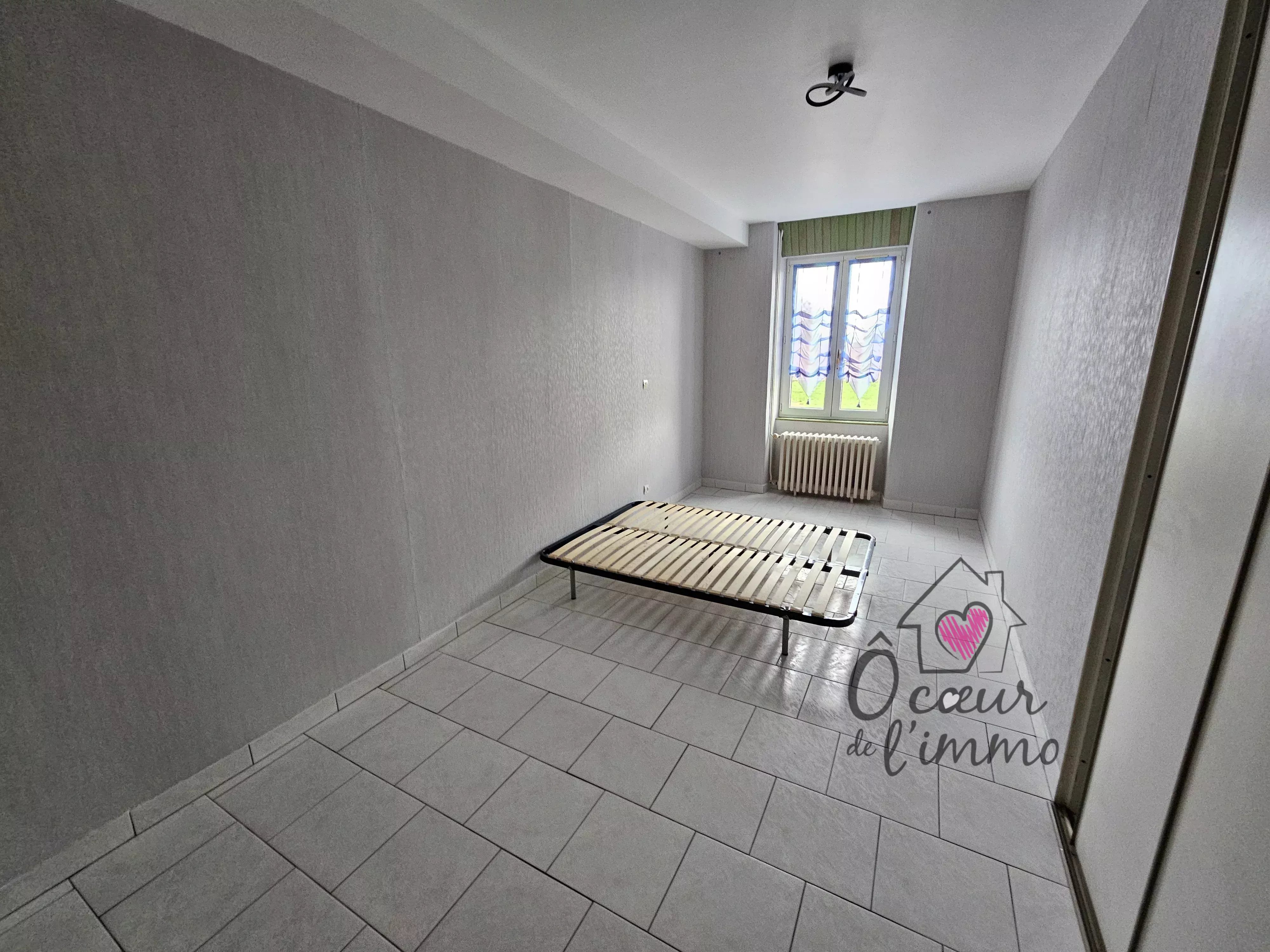 A 5 MINUTES DE CHOLET EN CAMPAGNE!