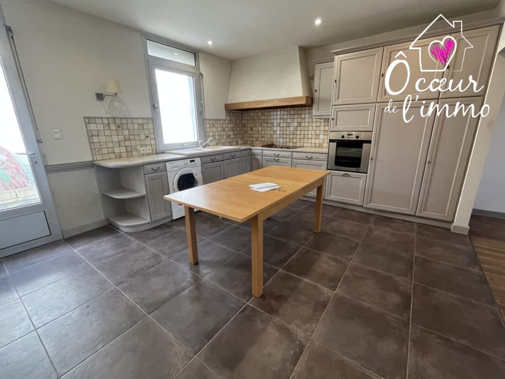 Appartement à louer - Cholet - Avec Cour en Rez de Chaussee