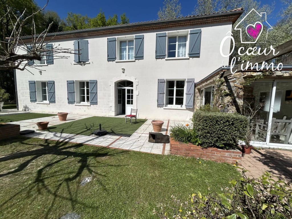 PROPRIETE DE 230M² SUR 2,7 hectares