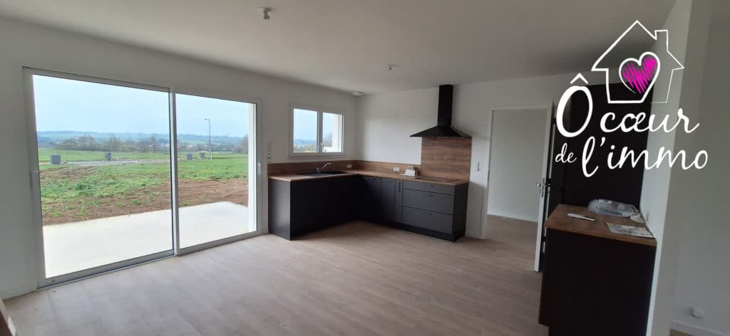 Maison à vendre - Cholet - Plain Pied 3 Chambres : 103 M2 + Garage