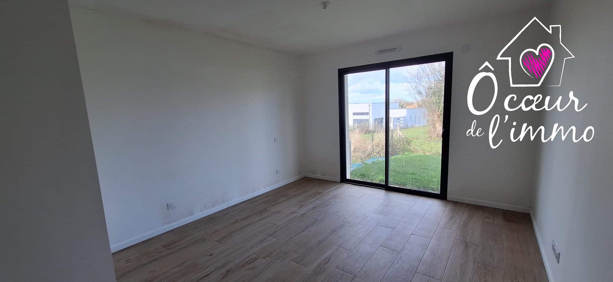 Maison : 4 chambres de 2023 sur 600m2 de terrain