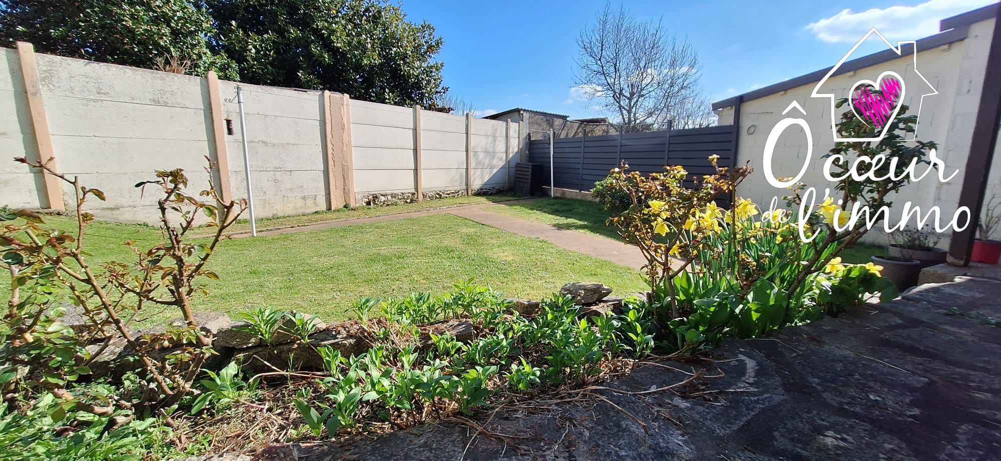 Maison 3 chambres + garage au Sacré Coeur.