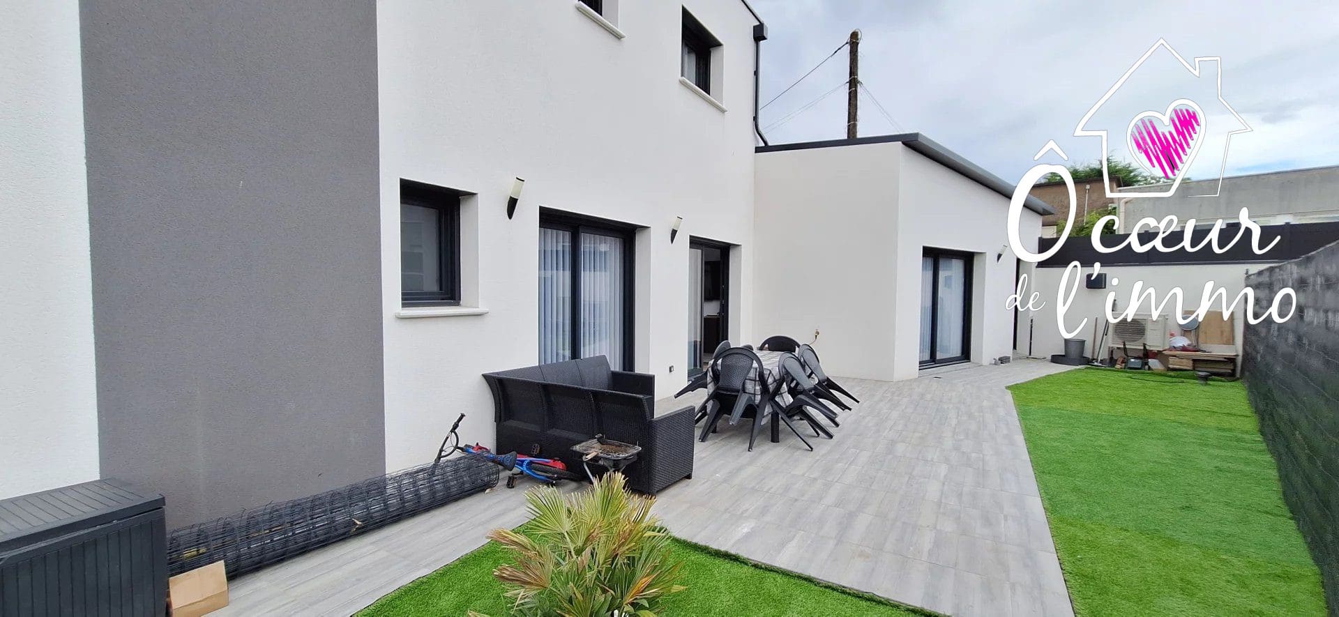 Maison moderne 2023 : 5 chambres + garage