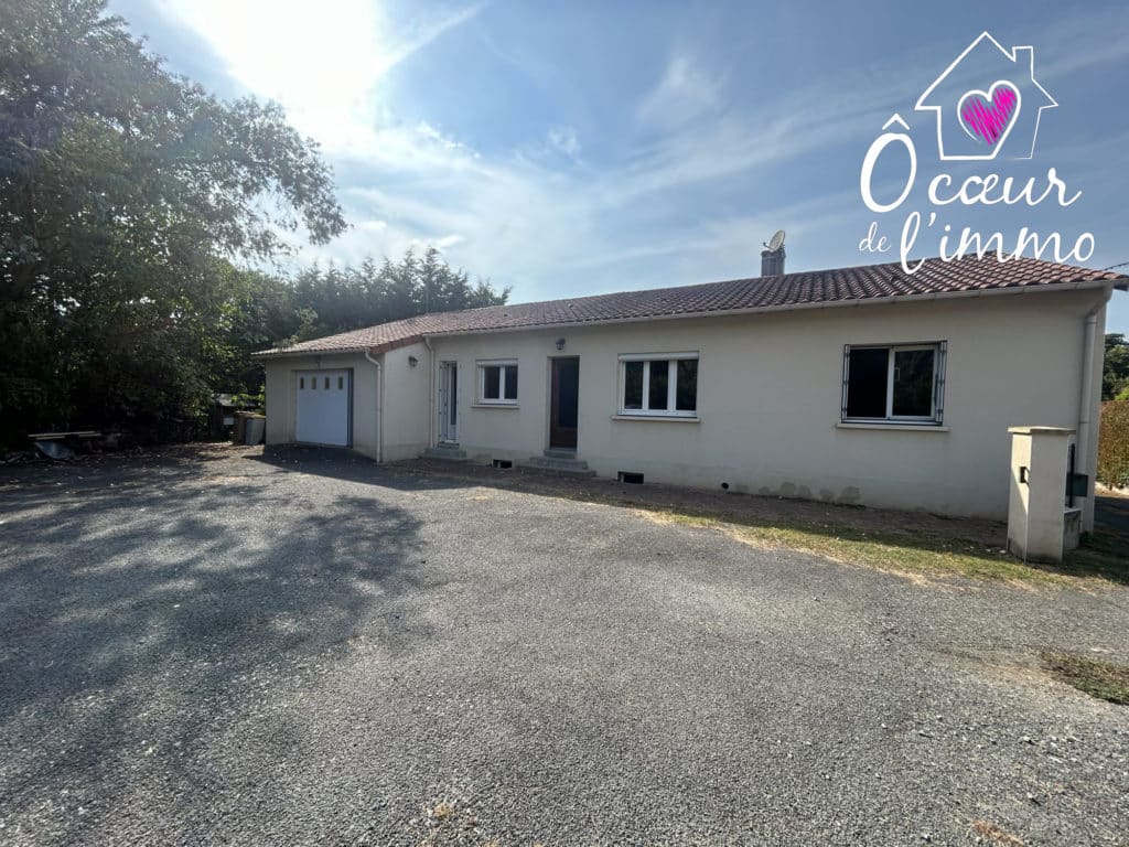 Maison à vendre - Vezins - Plain Pied