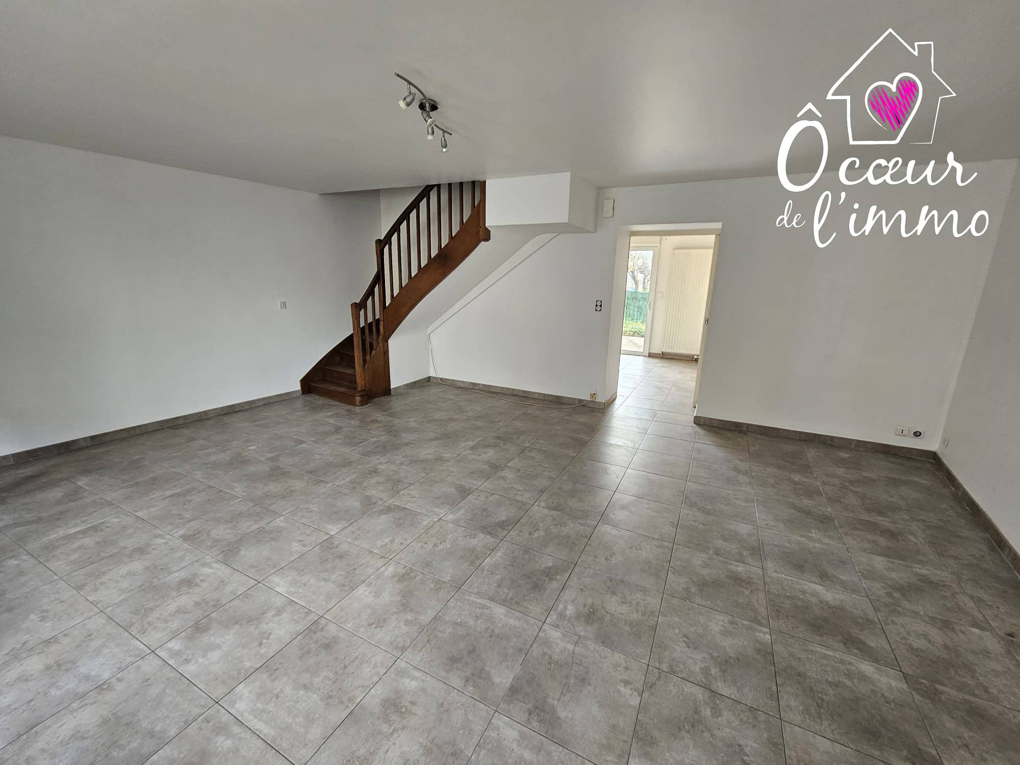 MAISON 2 CHAMBRES NUAILLE