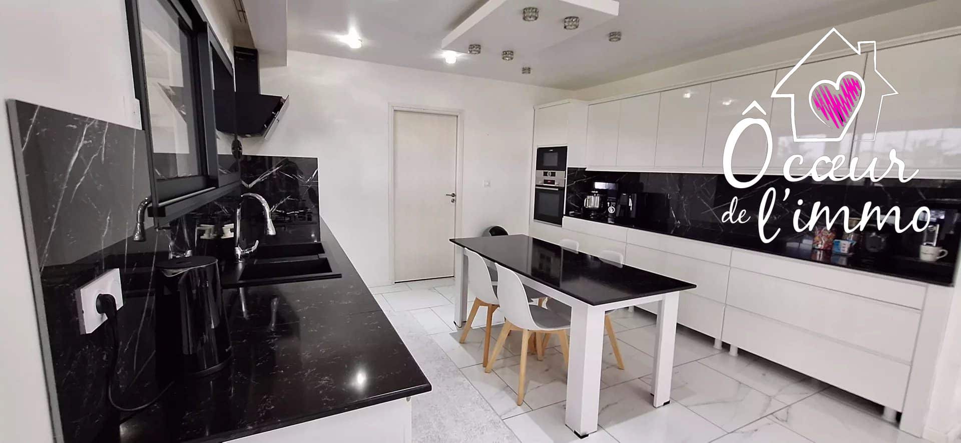 Maison moderne 136 m2 : 3 chambres