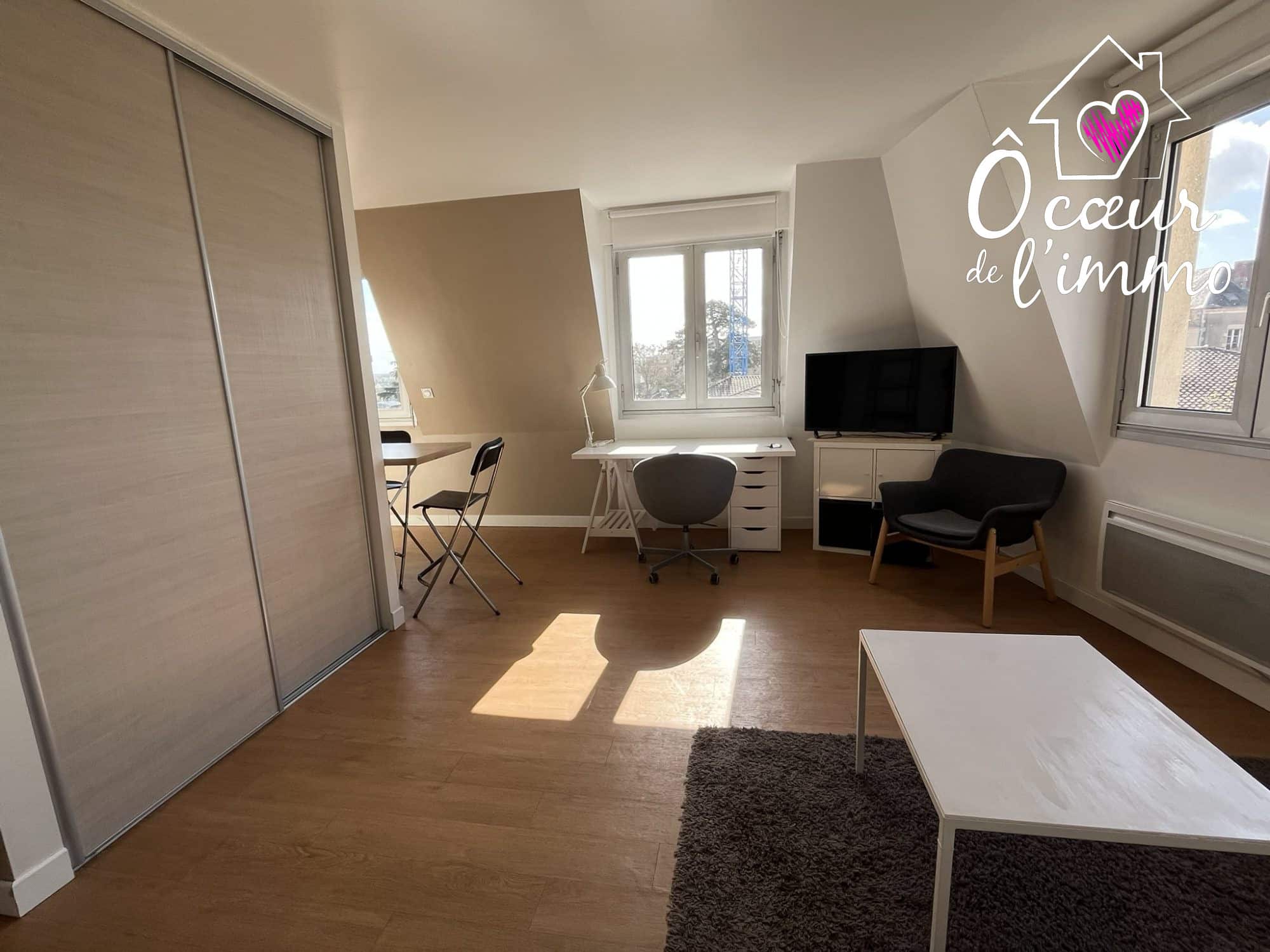 STUDIO EN CENTRE VILLE