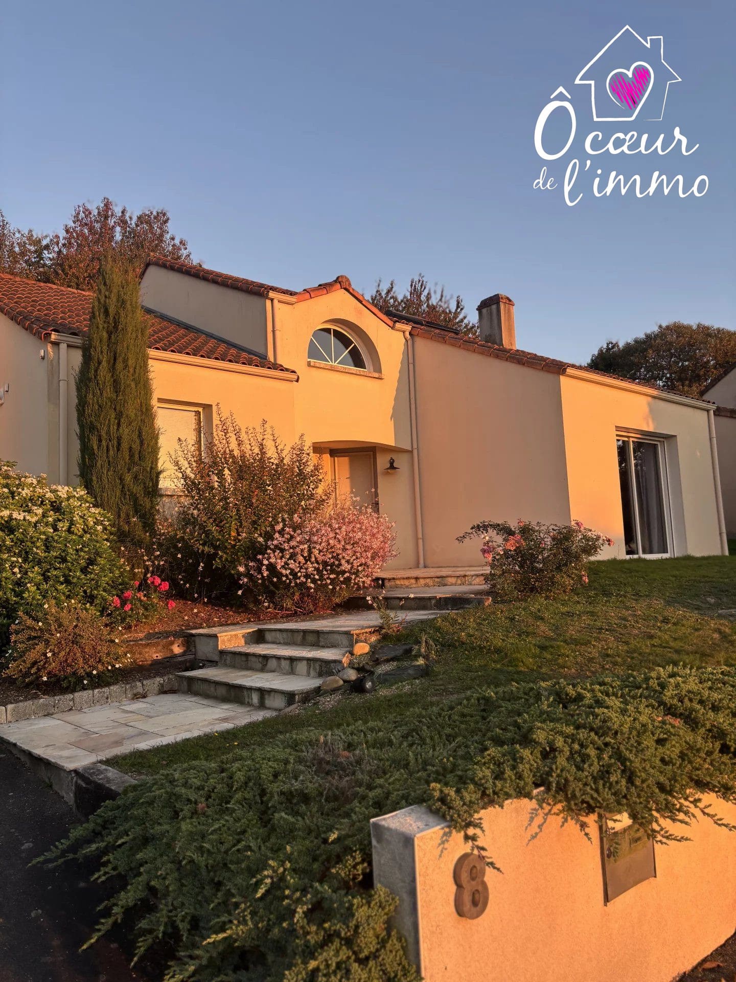 SPLENDIDE PAVILLON PROCHE DE CHOLET !!
