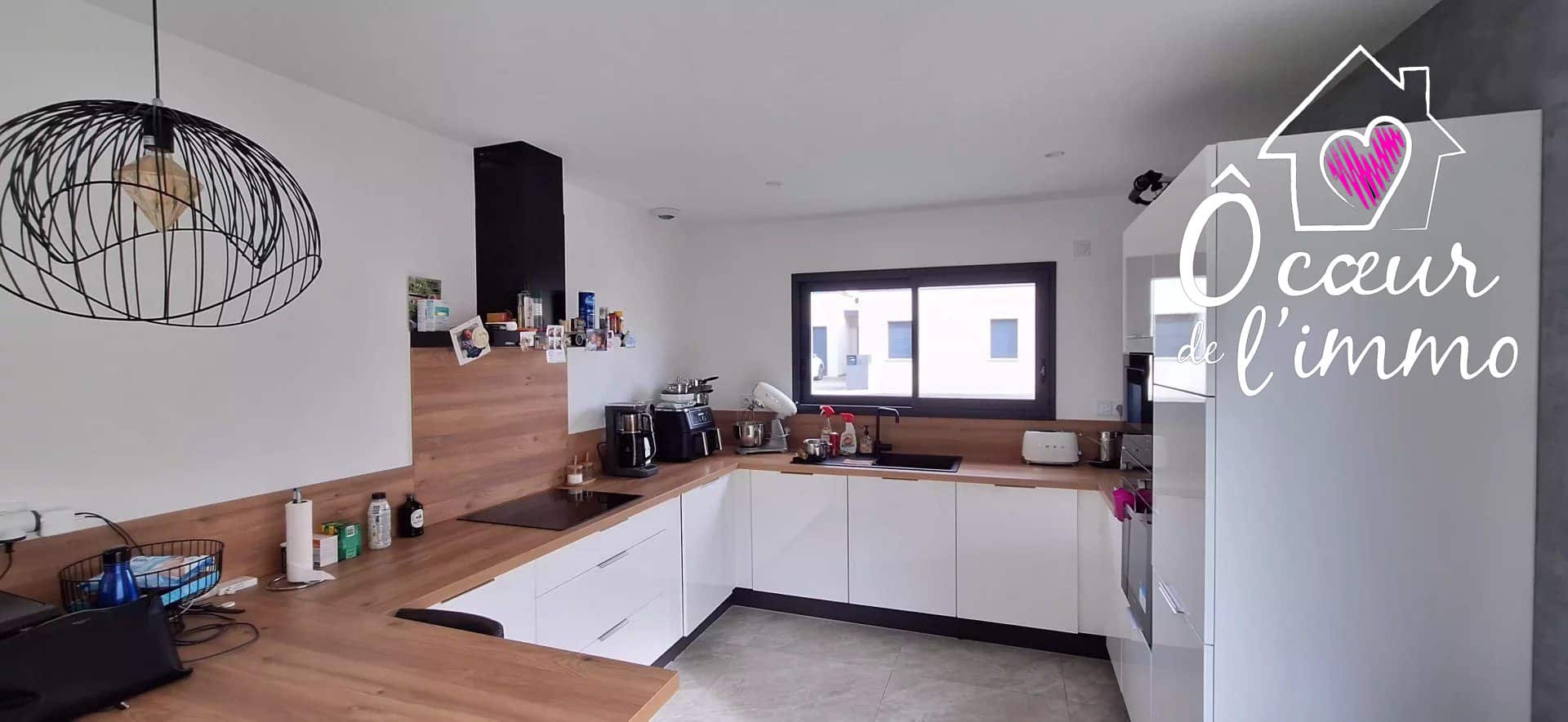 Maison moderne : 4 chambres + garage