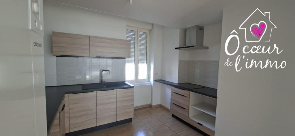 Maison à vendre - Cholet - 2 Chambres Avec Jardin