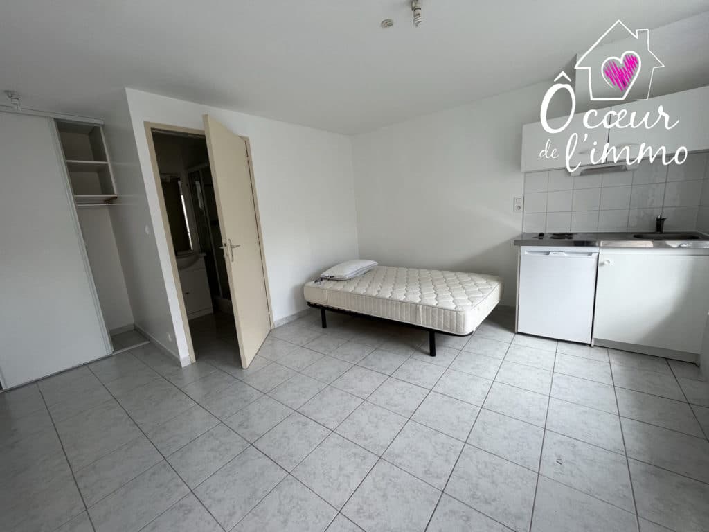 Appartement à louer - Cholet - Studio Cholet