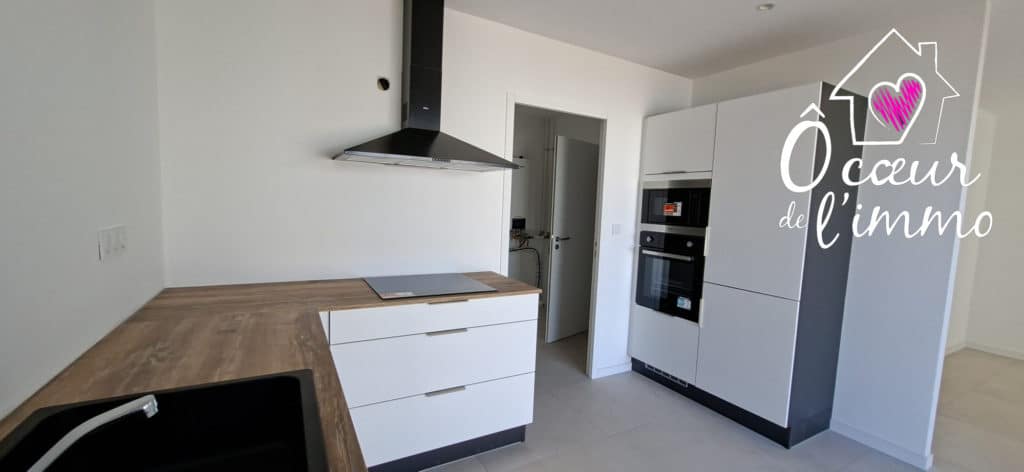 Maison à vendre - Cholet - Très Beau Plain Pied de 2026 : 3 Chambres : 100 M2 Habitable + Garage.