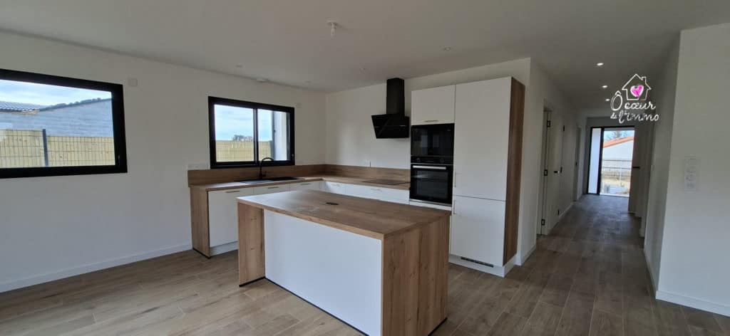 Maison à vendre - Cholet - Plain Pied 3 Chambres 124 M2 + Garage