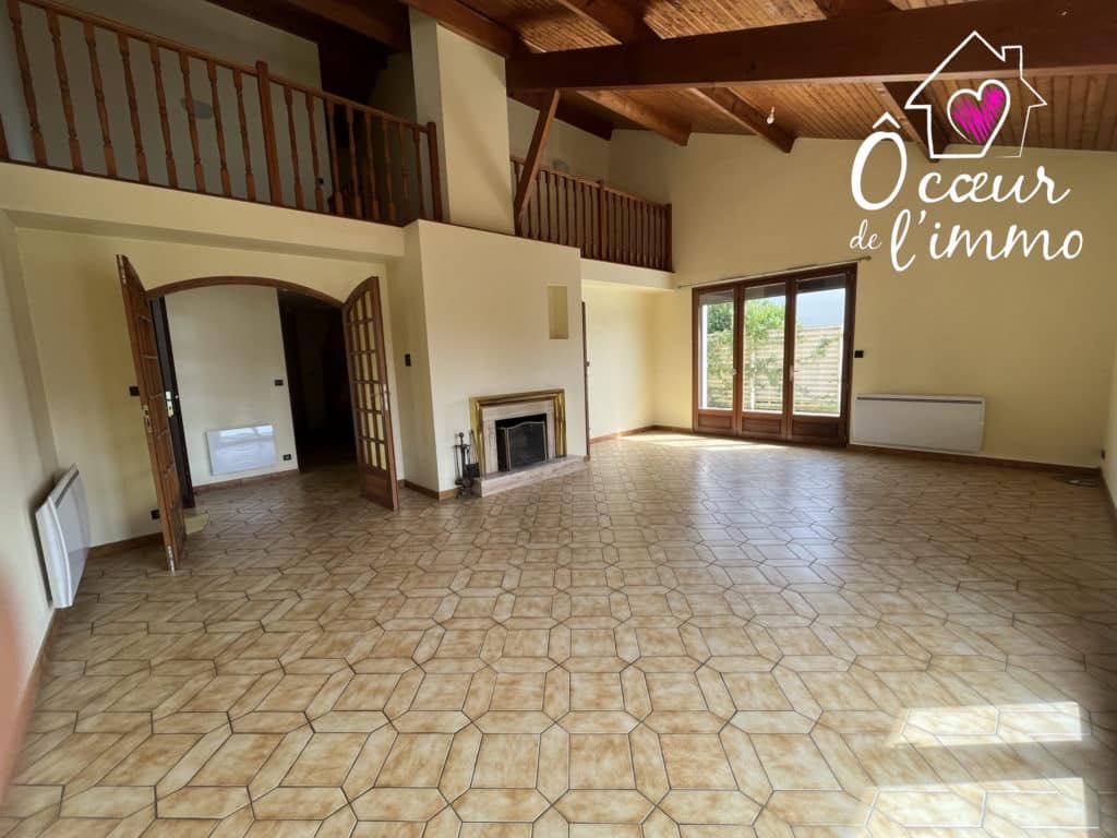 Maison à louer - Cholet - 4 Chambres Avec sous Sol