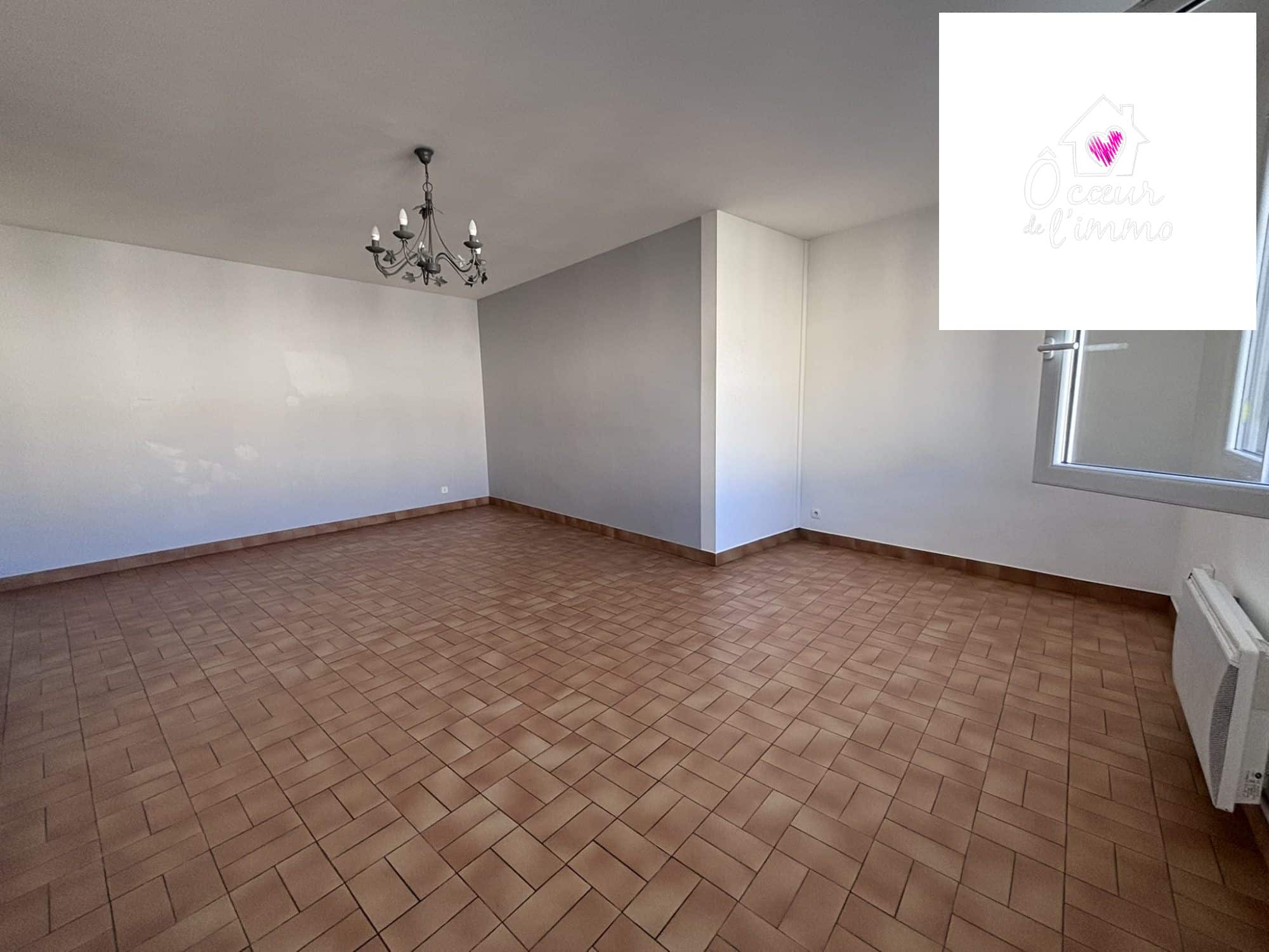 APPARTEMENT T2 MONTFAUCON